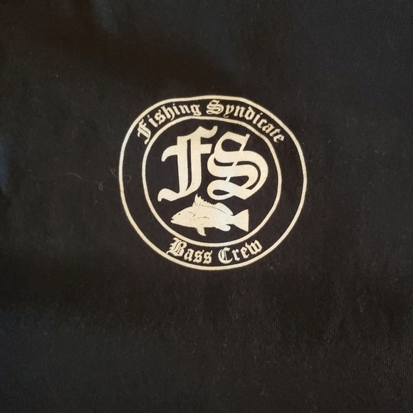 Gildan Men's Short-sleeved Graphic Design T-shirt - Picture 4 of 5